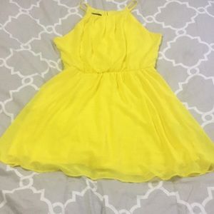 Yellow Forever 21 dress size medium